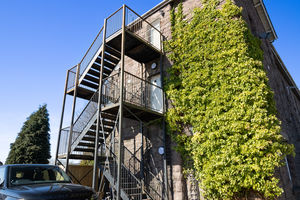 Side elevation and stairs to entrance door- click for photo gallery